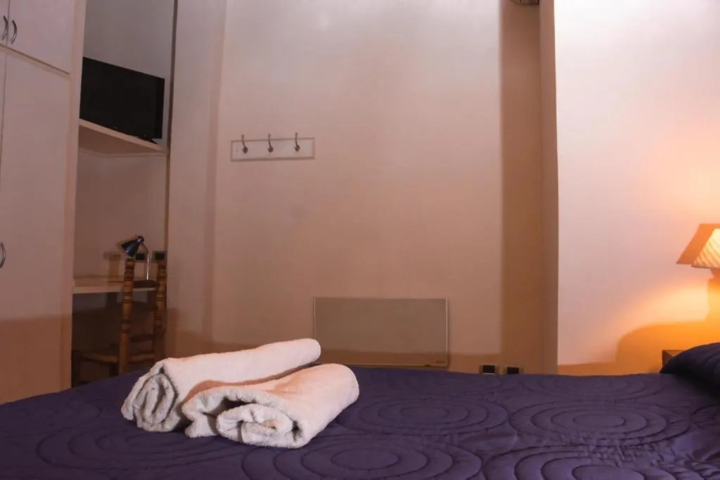Alamo Hostel & Suites Mendoza