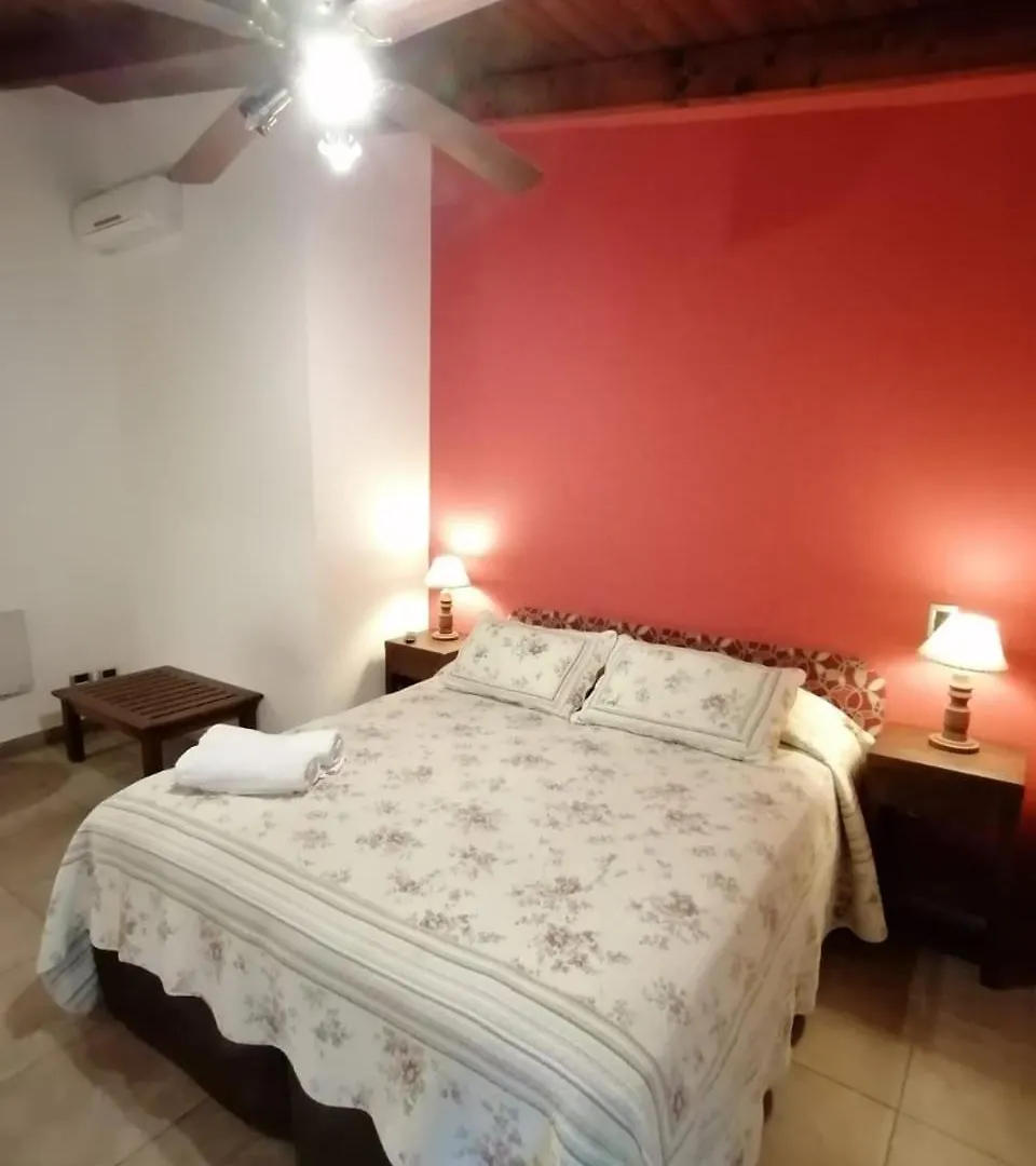 Alamo Hostel & Suites Mendoza