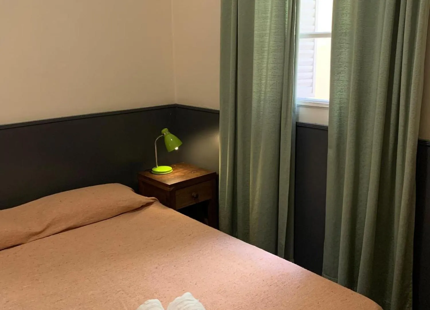 Alamo Hostel & Suites Mendoza