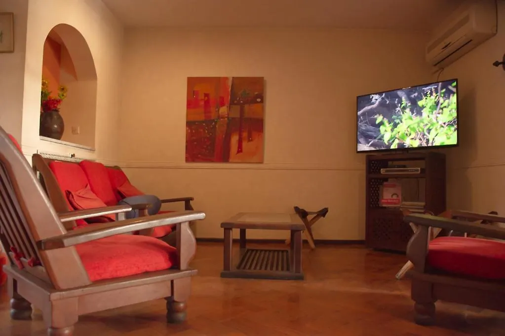 Alamo Hostel & Suites Mendoza 0*,  Argentina