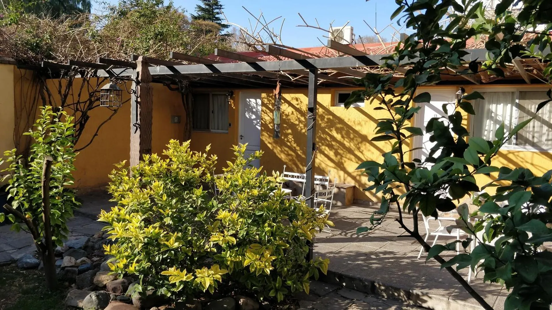 Alamo Hostel & Suites Mendoza