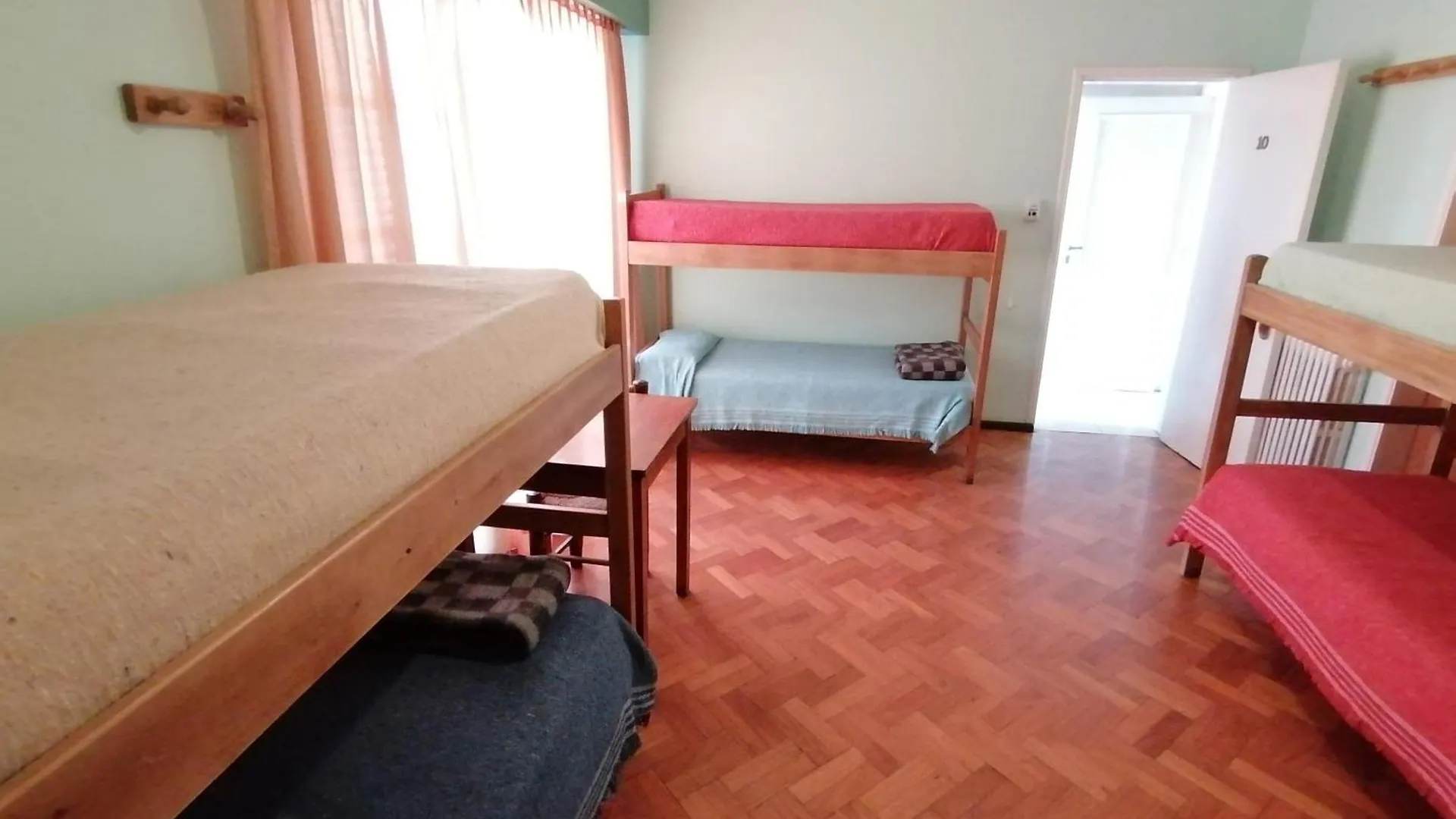Alamo Hostel & Suites Mendoza Argentina