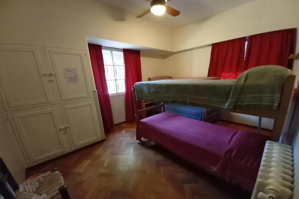 Alamo Hostel & Suites Mendoza 0*,