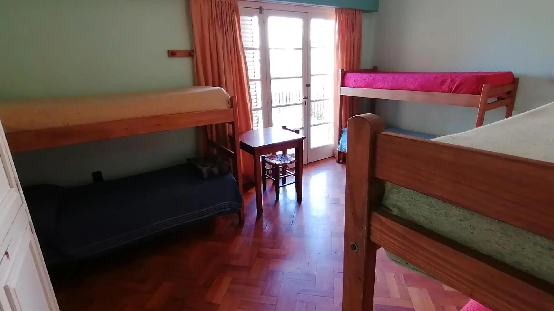 Alamo Hostel & Suites Mendoza Argentina