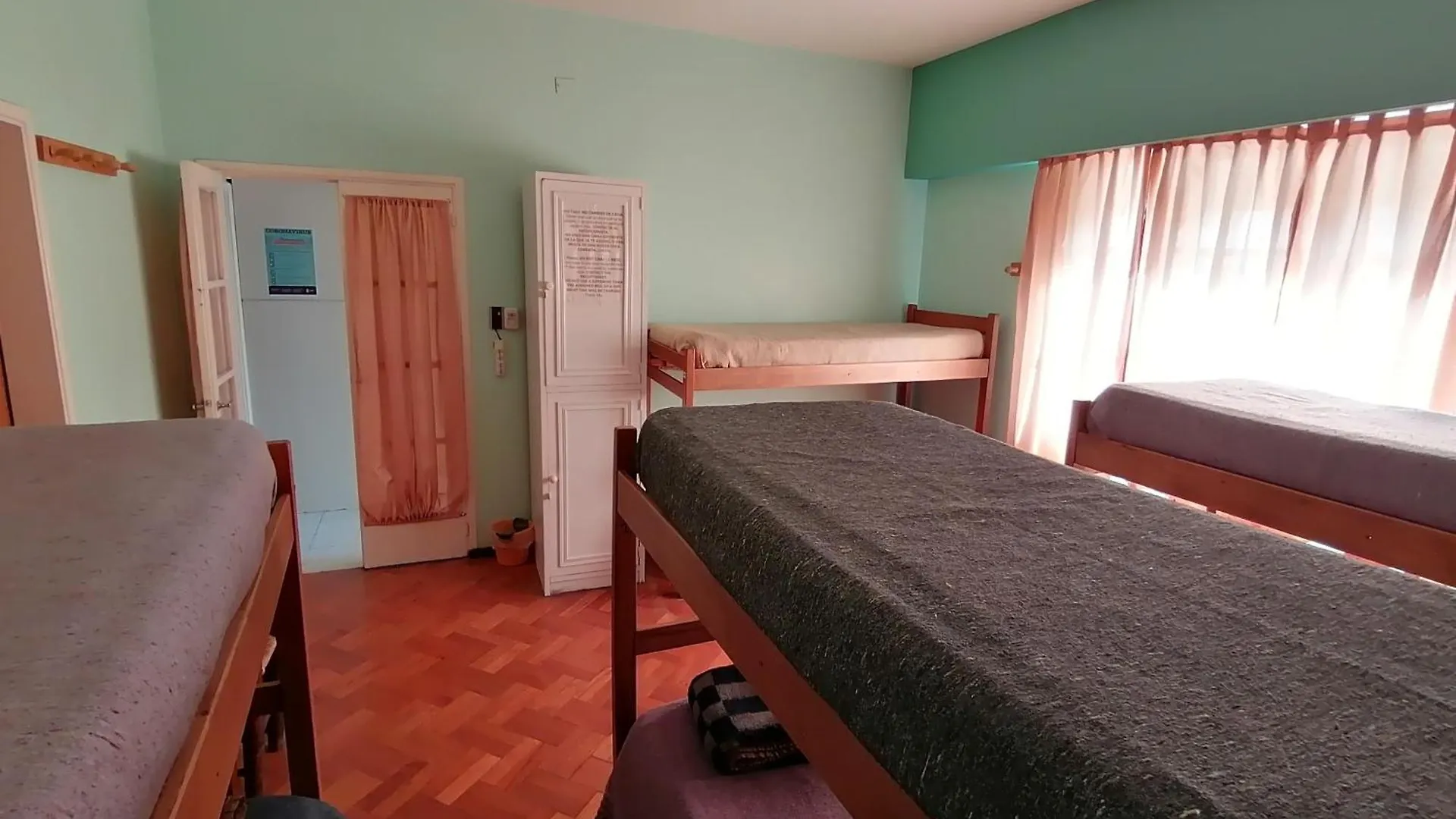 Alamo Hostel & Suites Mendoza